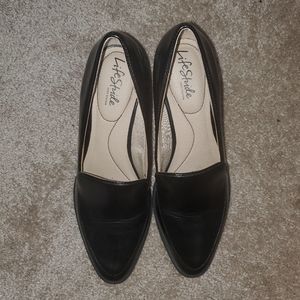 Lifestride black loafers